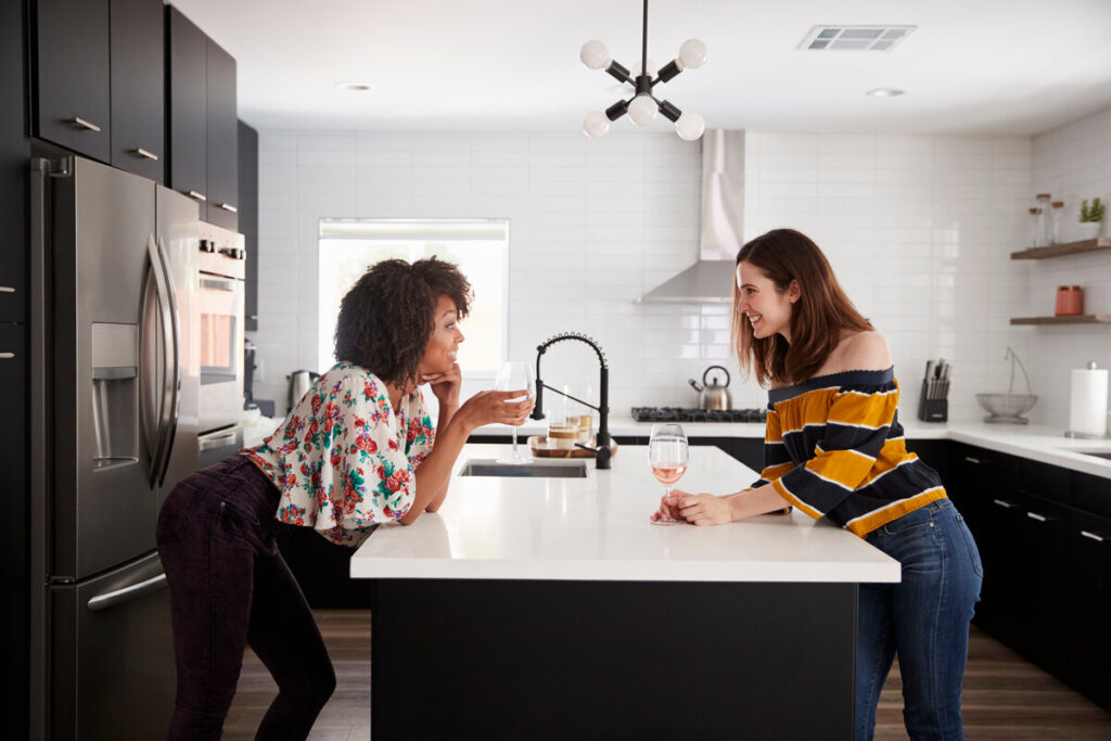 Living in Berkeley’s Bateman Neighborhood: A Close-Knit Community with Suburban Charm